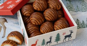 Kuličky s kokosovou náplní a čokoládou