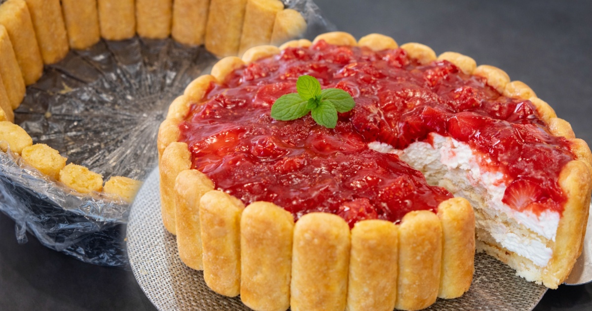 Jahodový dort s krémem z mascarpone