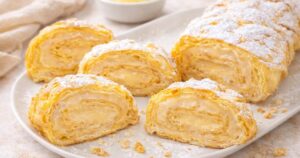 Jednoduchá roláda s vanilkovým krémem