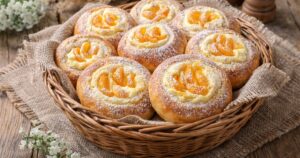 Nadýchané koláče s mandarinkami