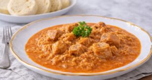 Segedínský guláš s kysaným zelím