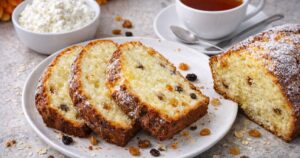 Rozinkový chlebíček s tvarohem