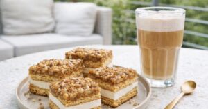 Medové řezy s ořechovou karamelovou krustou